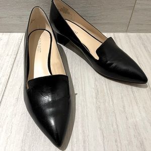 Nine West Classic leather Black Mid block Heel pointer everyday modern size 8